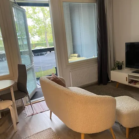 Moderni Yksioe, Omalla Autopaikalla Apartamento *