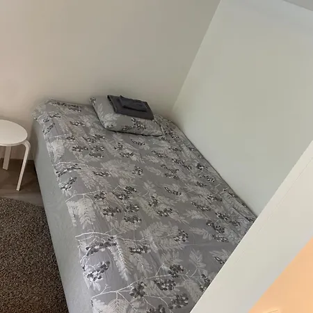 Appartamento Moderni Yksioe, Omalla Autopaikalla *