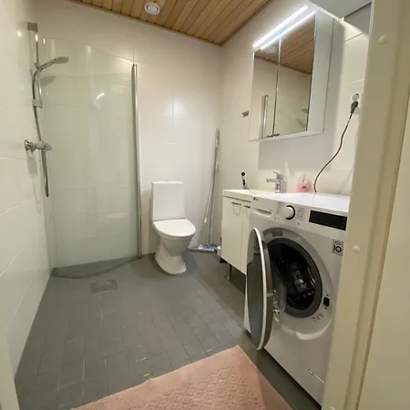 Apartment Moderni Yksioe, Omalla Autopaikalla