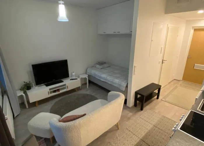 Moderni Yksioe, Omalla Autopaikalla * ヨエンスー